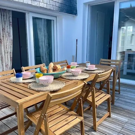 A Annabelle Tatil Evi
